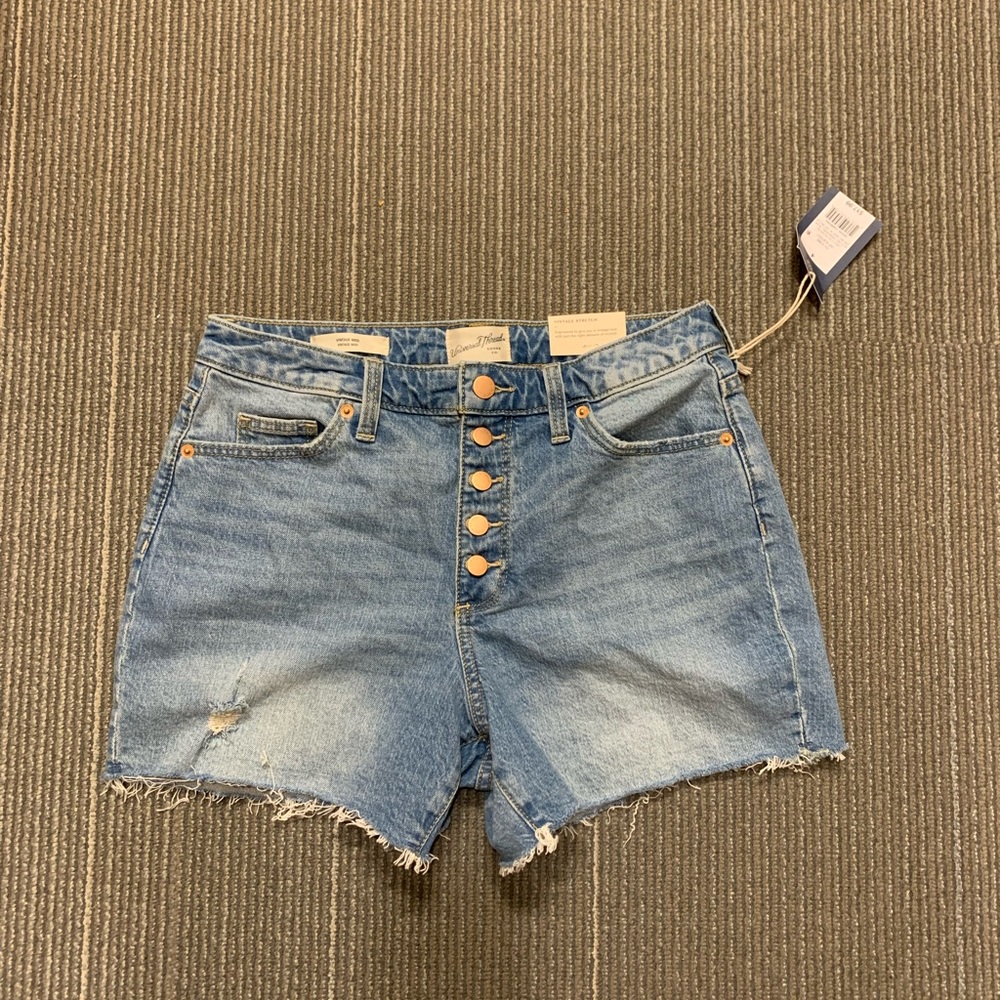 Denim high waisted jean shorts